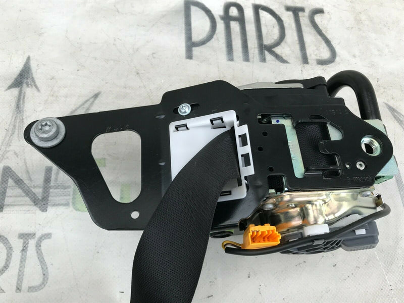 MERCEDES W213 W238 2017-23 GENUINE FRONT SEATBELT LEFT SIDE 634419300A 634523200