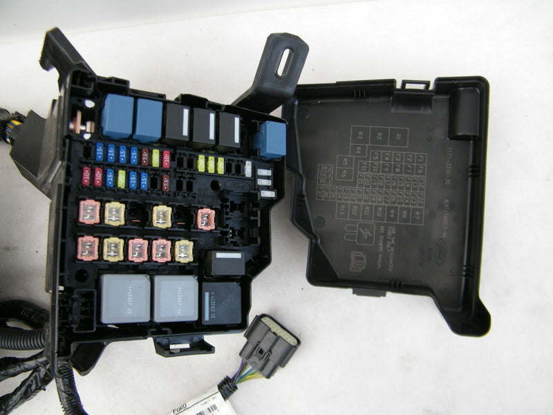 FORD B-MAX / FIESTA MK6 FUSE BOX WITH WIRING 7171-3330-30