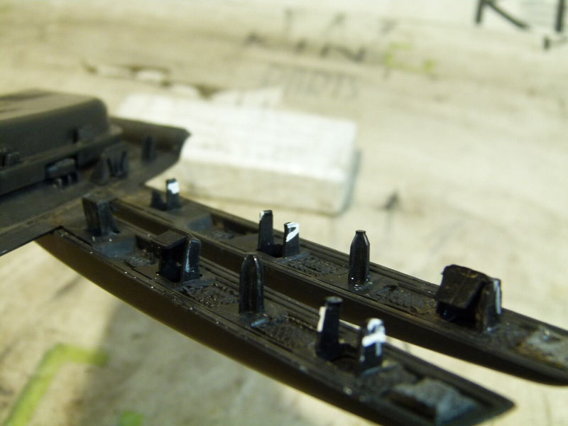 RANGE ROVER SPORT 13-17 RIGHT WING GRILLE TRIM GENUINE DK62280B10AC