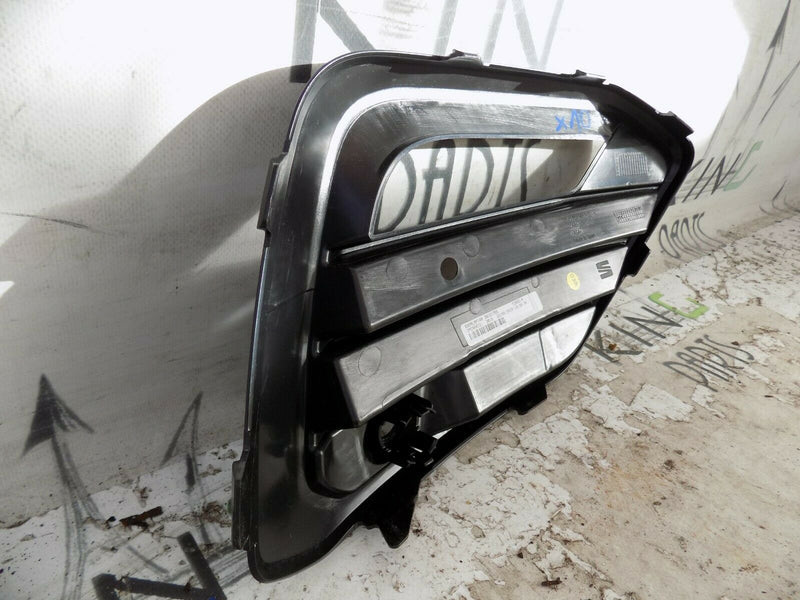 SEAT ATECA 2020-UP RHD FCL FRONT BUMPER LEFT SIDE GRILLE IN GREY + PDC HOLES
