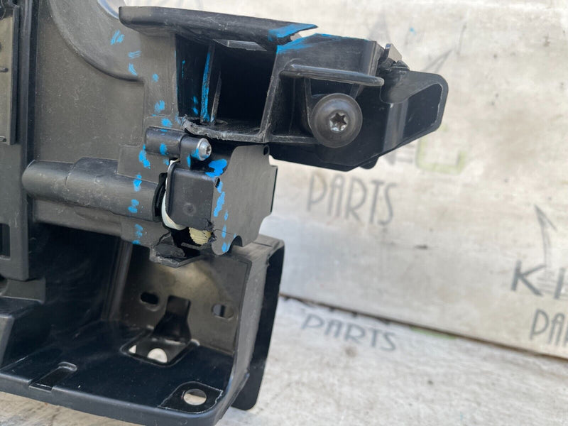 VOLVO XC60 2017-2021 FRONT AIR INTAKE CURTAIN AD0X5
