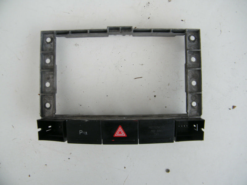 VW TOUAREG 7L 02-06 MOUNTING SWITCHES DASH TRIM FRAME PANEL WARNING, PDC AIR BAG
