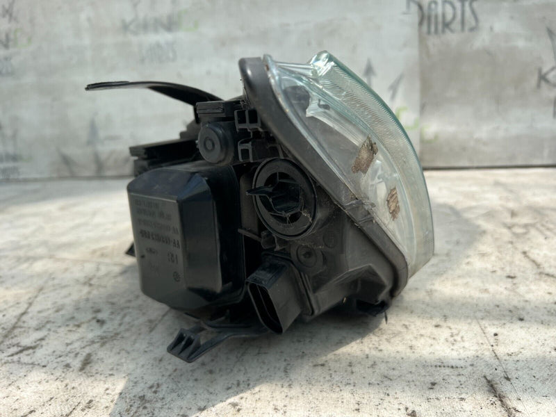 FORD FOCUS 2005-2008 DRIVER SIDE HEADLIGHT BLACK BEZEL 4M51-13W029-KB