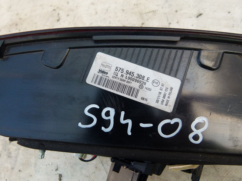 SEAT ATECA MK1 2016-20 REAR RIGHT TAILGATE LIGHT GENUINE 575945308