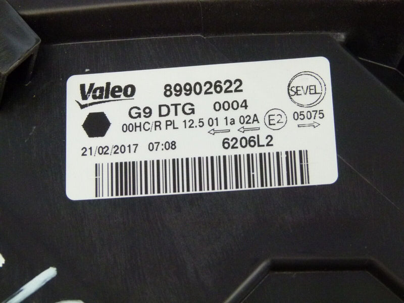 PEUGEOT EXPERT 2007-14 FRONT HEADLIGHT LAMP RIGHT DRIVER SIDE 89902622