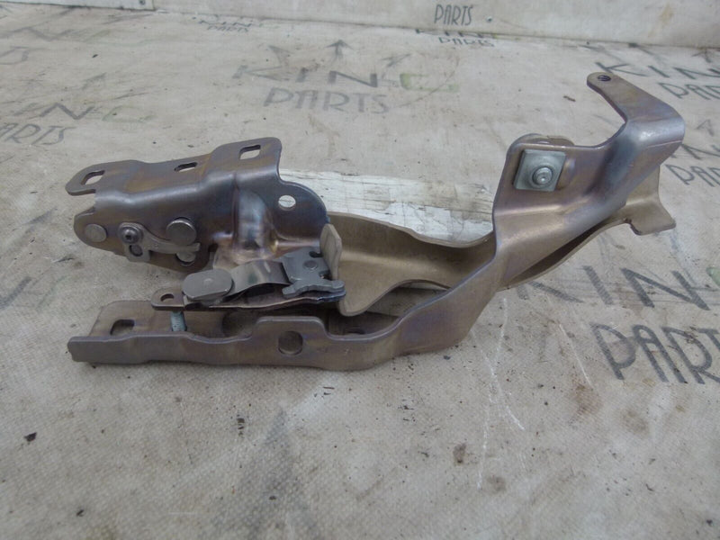 MERCEDES A-CLASS W176 2012-2018 BONNET HINGE GENUINE A1768800328