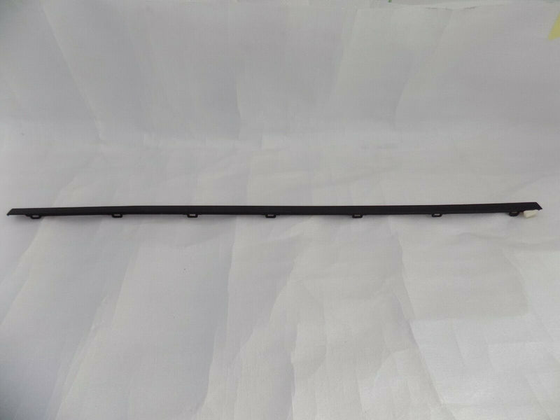 VW PASSAT B8 3G 2015-ON FRONT LEFT LOWER DOOR MOULDING TRIM 3G0853331 /B08-18