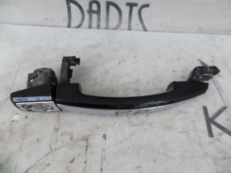 VAUXHALL INSIGNIA A 2008-2016 - FRONT RIGHT SIDE EXTERIOR DOOR HANDLE - GENUINE