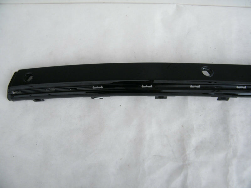 Mercedes W203 C CLASS RAIL PROTECTIVE STRIP CENTRAL A2038853021 (MB15)