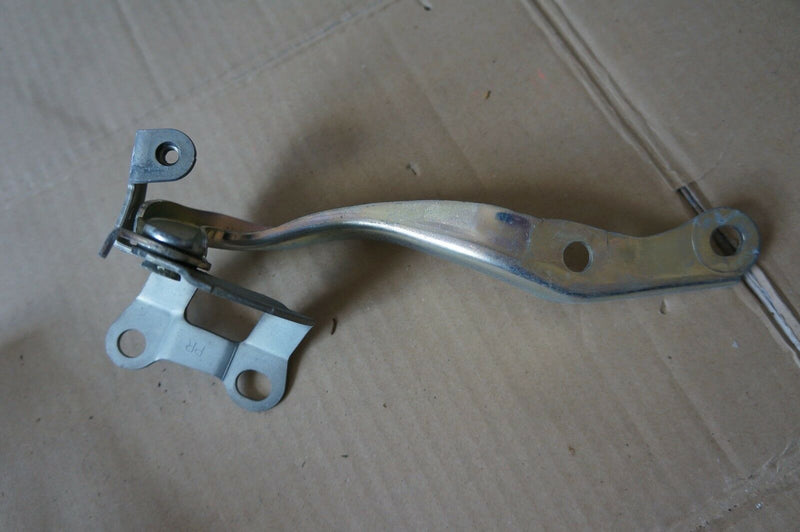 CITROEN C1 PEUGEOT 107 2005-2015 Bonnet parts hub hingeright side i791292 (S01)
