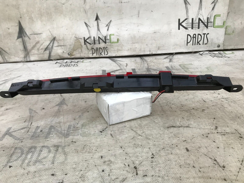MERCEDES GLA X156 2013-2018 GENUINE REAR LIGHT STOP LED THIRD BRAKE A1569069600