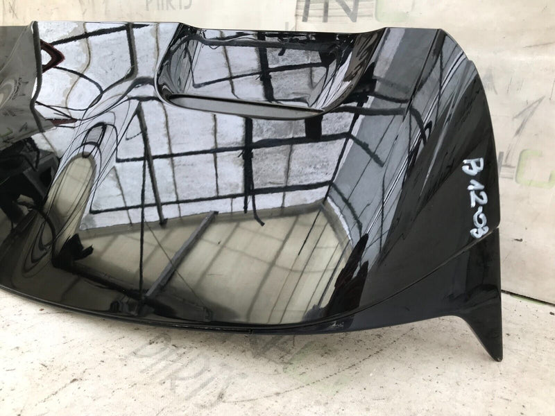 LAND ROVER VELAR L560 - BOOT LID SPOILER PANEL & THIRD BRAKE LIGHT STOP