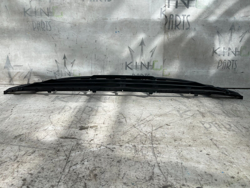 VOLVO XC60 MK2 2017-ON FRONT BUMPER LOWER GRILL 32296070