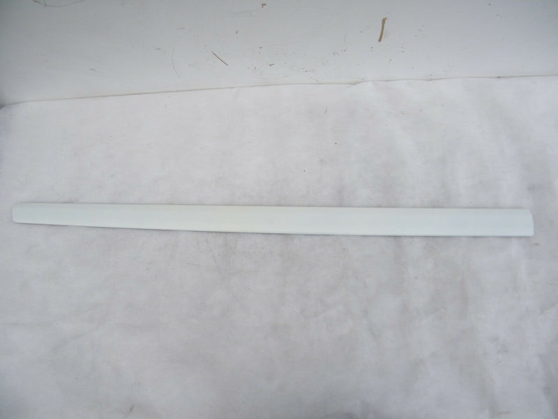 VW POLO 2001-2009 NEAR SIDE FRONT DOOR MOULDING LEFT 6Q4853515A (VW20)