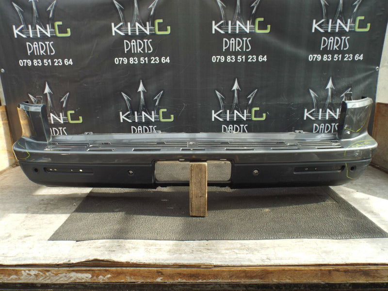 LAND ROVER DISCOVERY 3 4 L319  REAR BUMPER GENUINE GREY (0024)