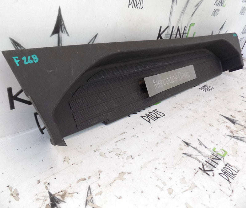 MERCEDES SPRINTER W639 SLIDING INNER STEP TRIM MOULDING RIGHT DRIVER SIDE