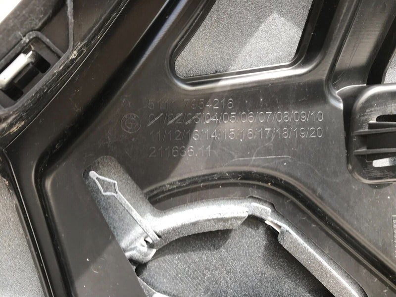 BMW X1 F48 FACELIFT 2019-ON FRONT BUMPER GENUINE 6x PDC  & GRILL GRILLE