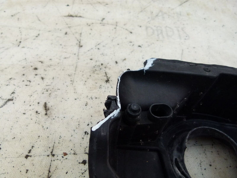 MERCEDES C W204 2007-2011 FUEL TANK FILLER FLAP COVER GENUINE A2047500103