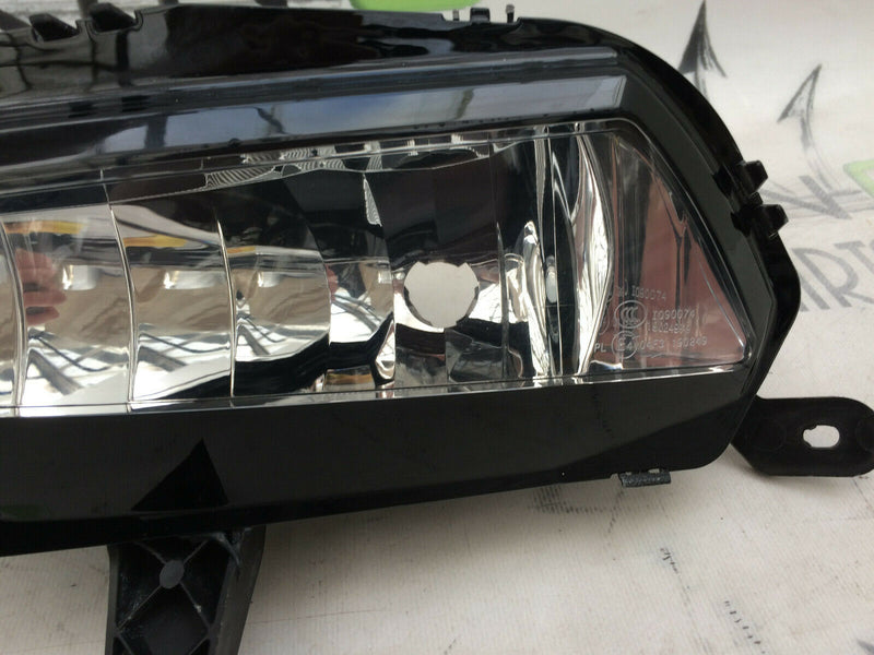 VAUXHALL ASTRA K ZAFIRA C 2015- FOGLIGHTS GENUINE FOG LAMP LEFT & RIGHT SIDE *8N