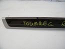 VW TOUAREG MK1 7L 02-06 REAR DOOR MOULDING TRIM PANEL HANDLE SPEAKER LEFT SIDE