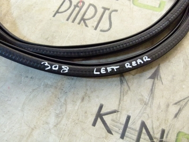 PEUGEOT 308 SW ESTATE 2017-21 REAR LEFT SIDE DOOR RUBBER SEAL 9677854480