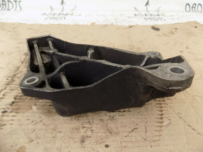 BMW 5 SERIES F10, F11 DIESEL  ENGINE MOUNTING BRACKET 22116781241 7369131