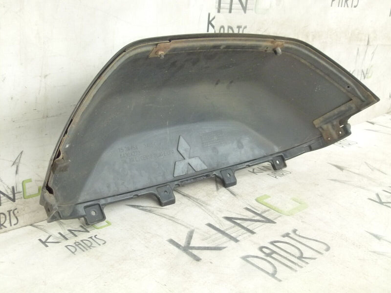 MITSUBISHI PAJERO REAR BUMPER LICENSE PLATE HOUSING TRIM GENUINE 6430A273