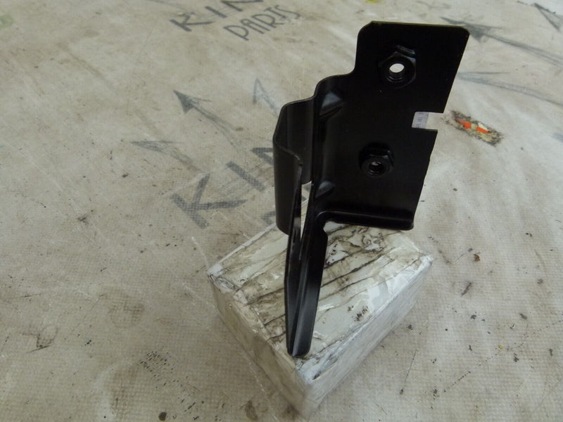 CITROEN C3 MK2 2009-2013 FRONT RIGHT WING BRACKET GENUINE 7840Y1