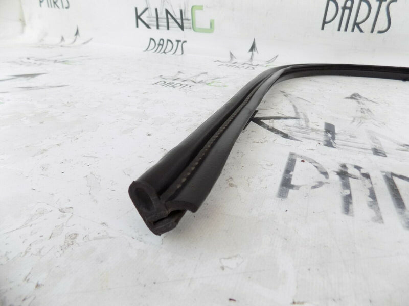 VW VOLKSWAGEN UP 2011-2016 BONNET HOOD RUBBER SEAL 1S0823723 *N3