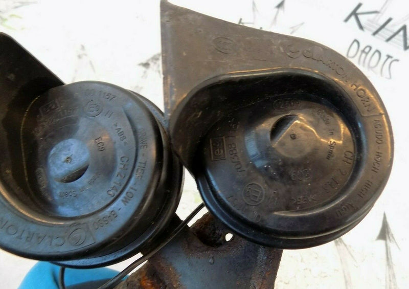 PEUGEOT 3008 2008-2016 PAIR OF LOW AND HIGH SIGNAL HORNS *N