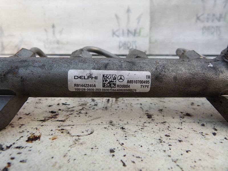 MERCEDES C W204 2007-11 DIESEL 2.2 FUEL INJECTOR RAIL GENUINE A6510700495