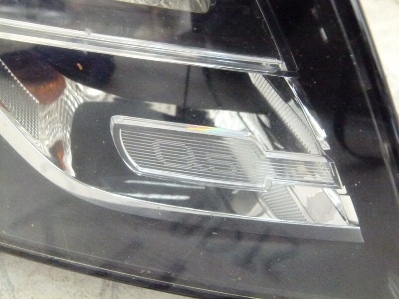 AUDI Q5 2008-11 GENUINE FRONT HEADLIGHT XENON RIGHT DRIVER SIDE 1001117075