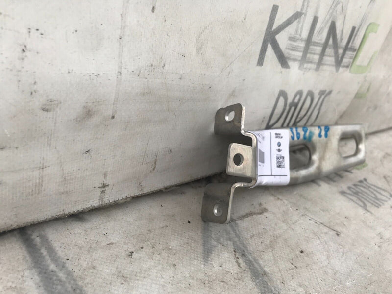 BMW 2 F45 2015 WASHER FLUID RESOVIOR MOUNT BRACKET 51647318491