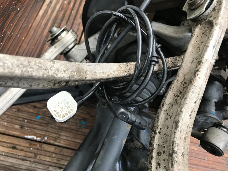 MERCEDES W205 RIGHT SIDE REAR LEG 5x WISHBONE, DRIVESHAFT HUB, CALIPER GAS STRUT