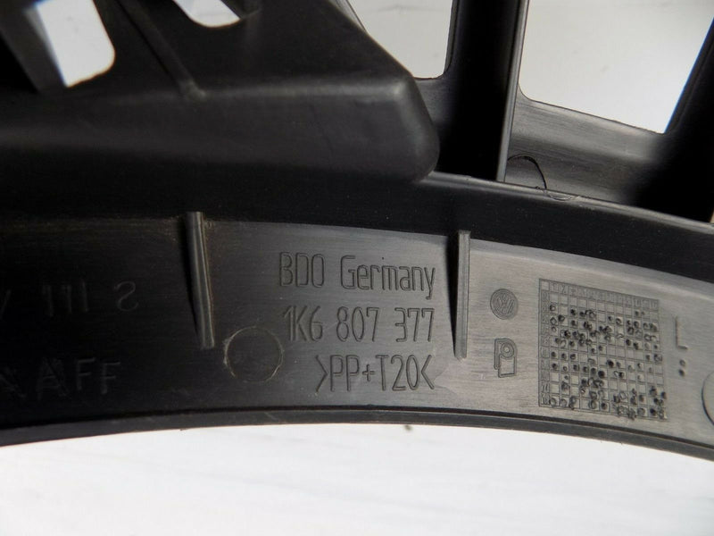 VW GOLF MK5 V 2003-2009 REAR BUMPER LEFT GUIDE SUPPORT BRACKET 1K6807377