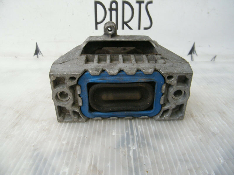 VW PASSAT B6/B7 3C 2005-2015 ENGINE RUBBER MOUNT BRACKET RIGHT SIDE 1K0199262M