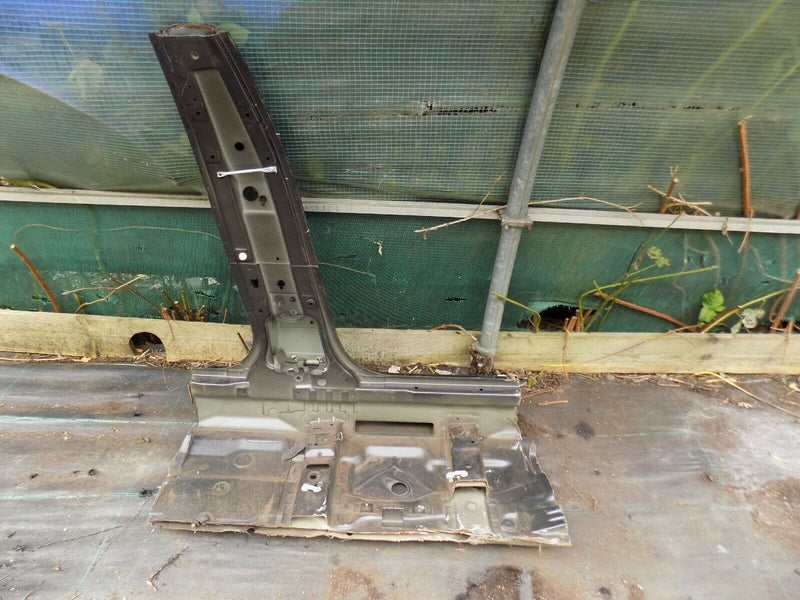 BMW F11 5 SERIES 2010-17 LEFT SIDE OUTER BODY PANEL- B PILLAR FRAME