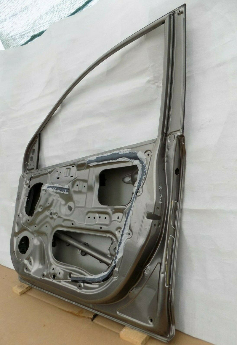 KIA PICANTO 2017-ON FRONT RIGHT DOOR PANEL IN GREY