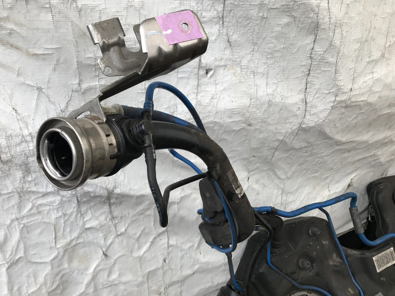 MERCEDES GLC 250 X253 2.0 PETROL GENUINE FUEL TANK PUMP & CARBON CHARCOAL FILTER