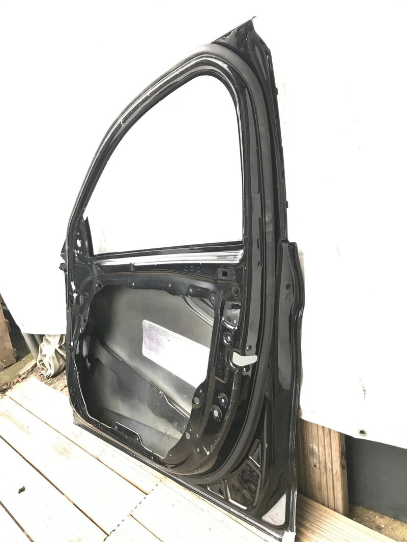 MERCEDES W205 GENUINE FRONT DOOR PANEL RIGHT DRIVER SIDE O/S