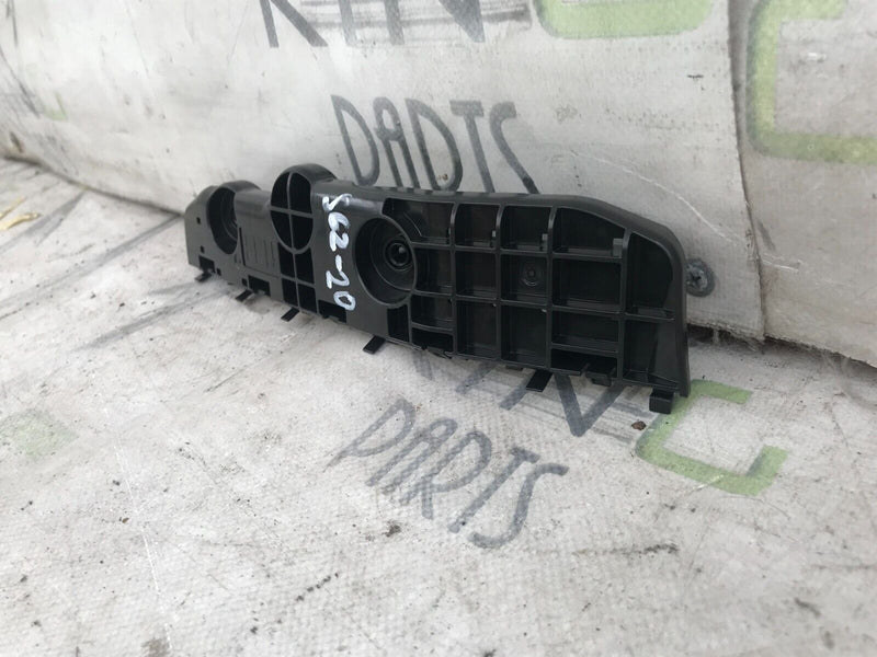 NISSAN MICRA MK5 2017 REAR LEFT BUMPER BRACKET 852215FA0A