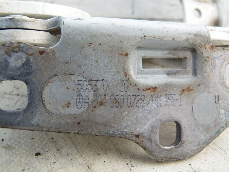 MERCEDES C W204 2007-11 BONNET HOOD LEFT SIDE HINGE GENUINE A2048800728