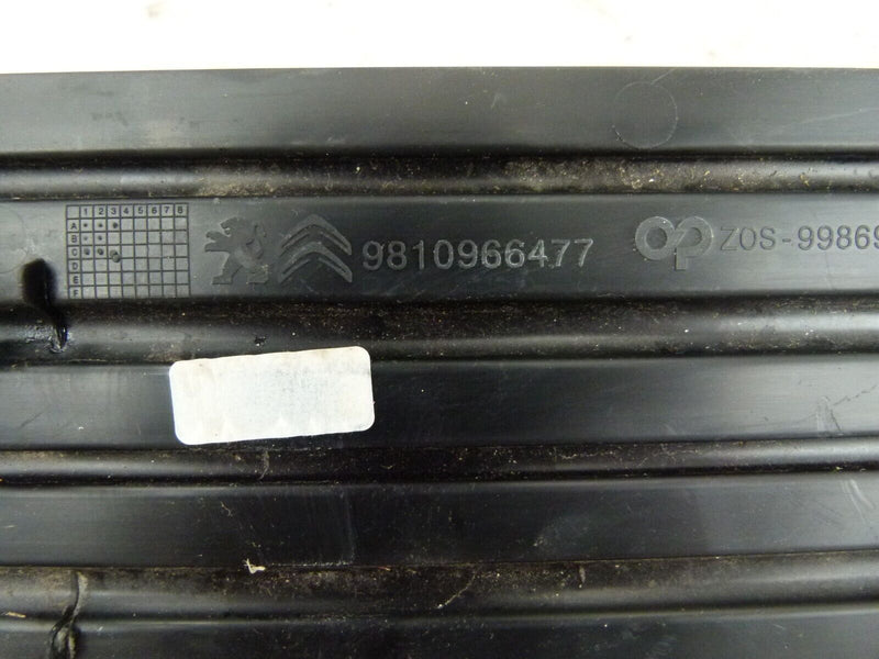 PEUGEOT PARTNER 2015-2018 FRONT GRILLE LOWER COVER GENUINE 9810966477