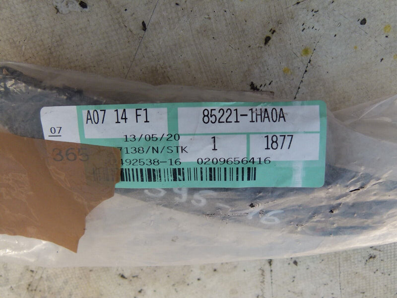 NISSAN MICRA 2010-13 REAR BUMPER LEFT SIDE BRACKET GENUINE 852211HA0A