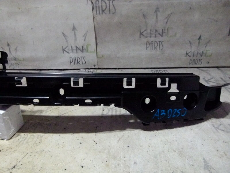 BMW 1 SERIES E82 2007-2011 REAR BUMPER MOUNTING BRACKET GENUINE 7170665