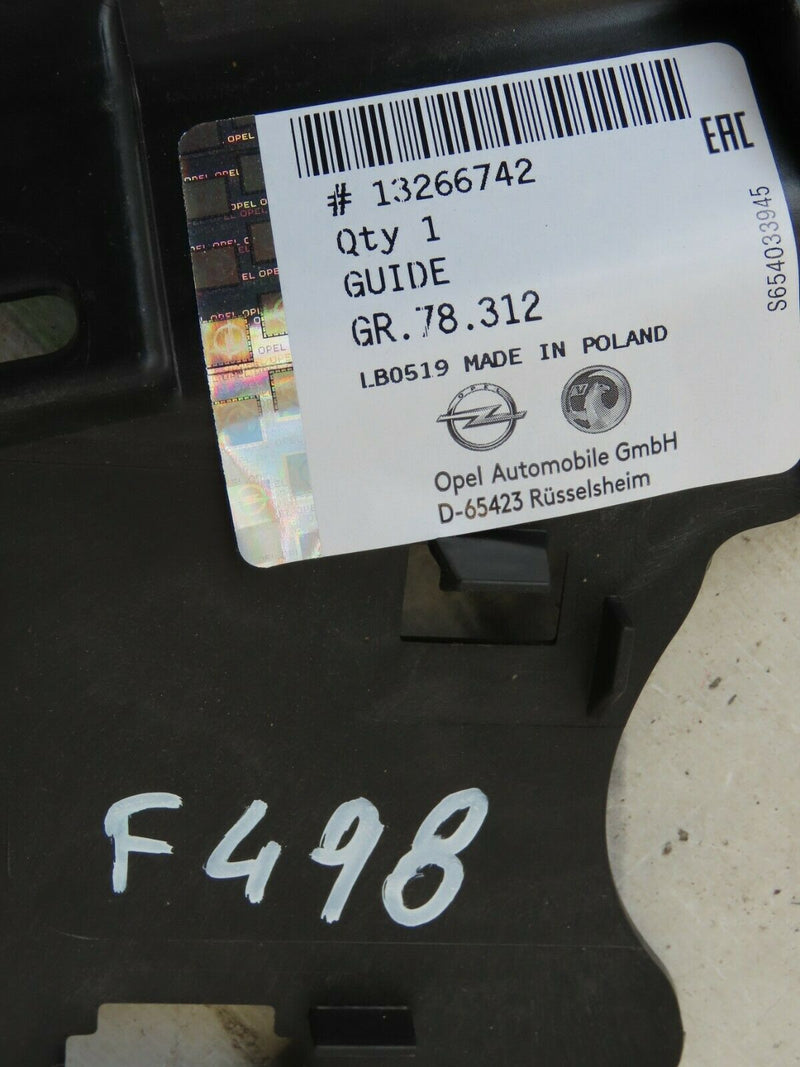 VAUXHALL ATRSA J 2010-2015 REAR BUMPER CENTRE BRACKET 13266742