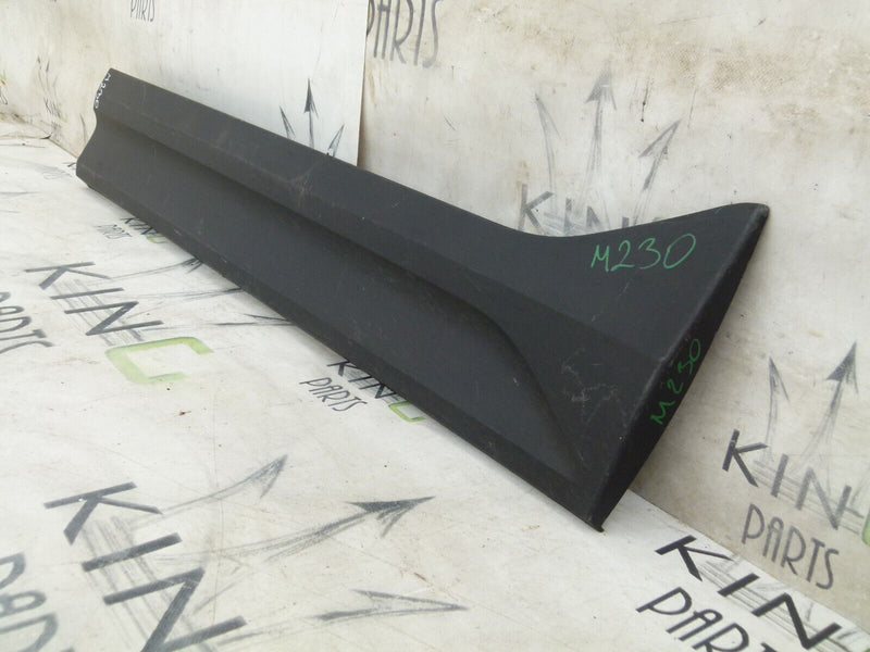 VOLVO XC40 FRONT DOOR DRIVER SIDE TRIM MOULDING PANEL 31448317