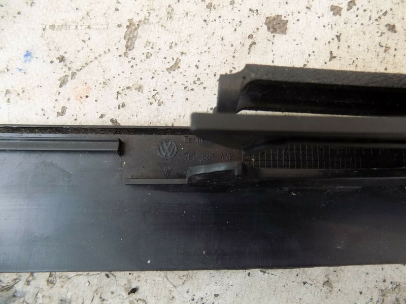 AUDI Q7 VW TOUAREG PASSENGER NEARSIDE SEAT RAIL COVER TRIM 7L0881478