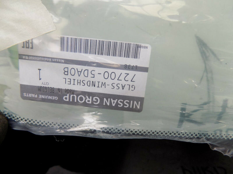 INFINITI QX30 2017-ON WINDSCREEN GLASS *NEW* 72700-5DA0B