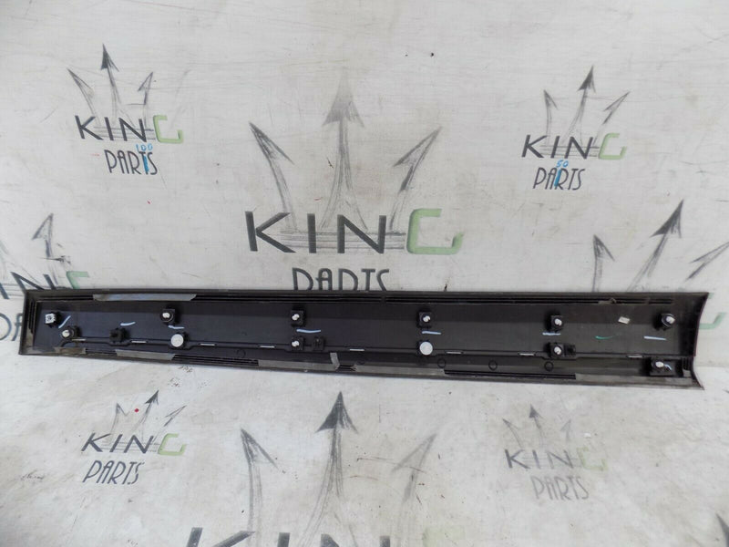 MG ZS SUV 2017+ LEFT FRONT DOOR LOWER MOULDING P10360762 GENUINE